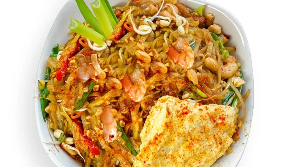 Pad Thai riisinuudlid kanalihaga