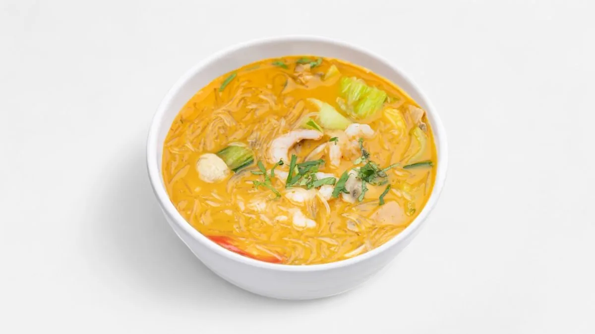 Tom yum kha kana nuudlitega